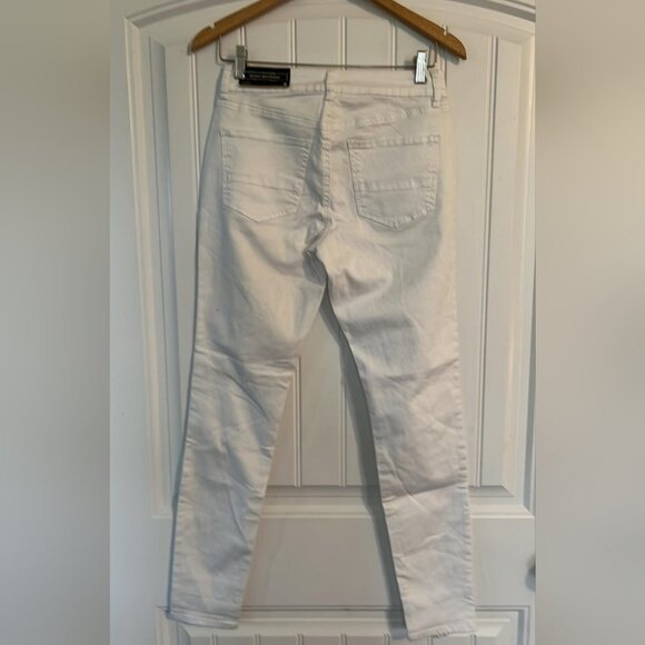 Nwt Refuge skinny Boyfriend Jeans Size 6 - Picture 6 of 6